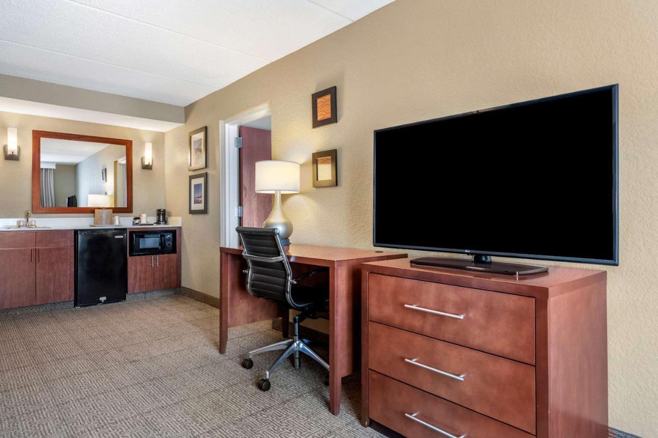Comfort Inn & Suites Orlando North Сэнфорд Экстерьер фото