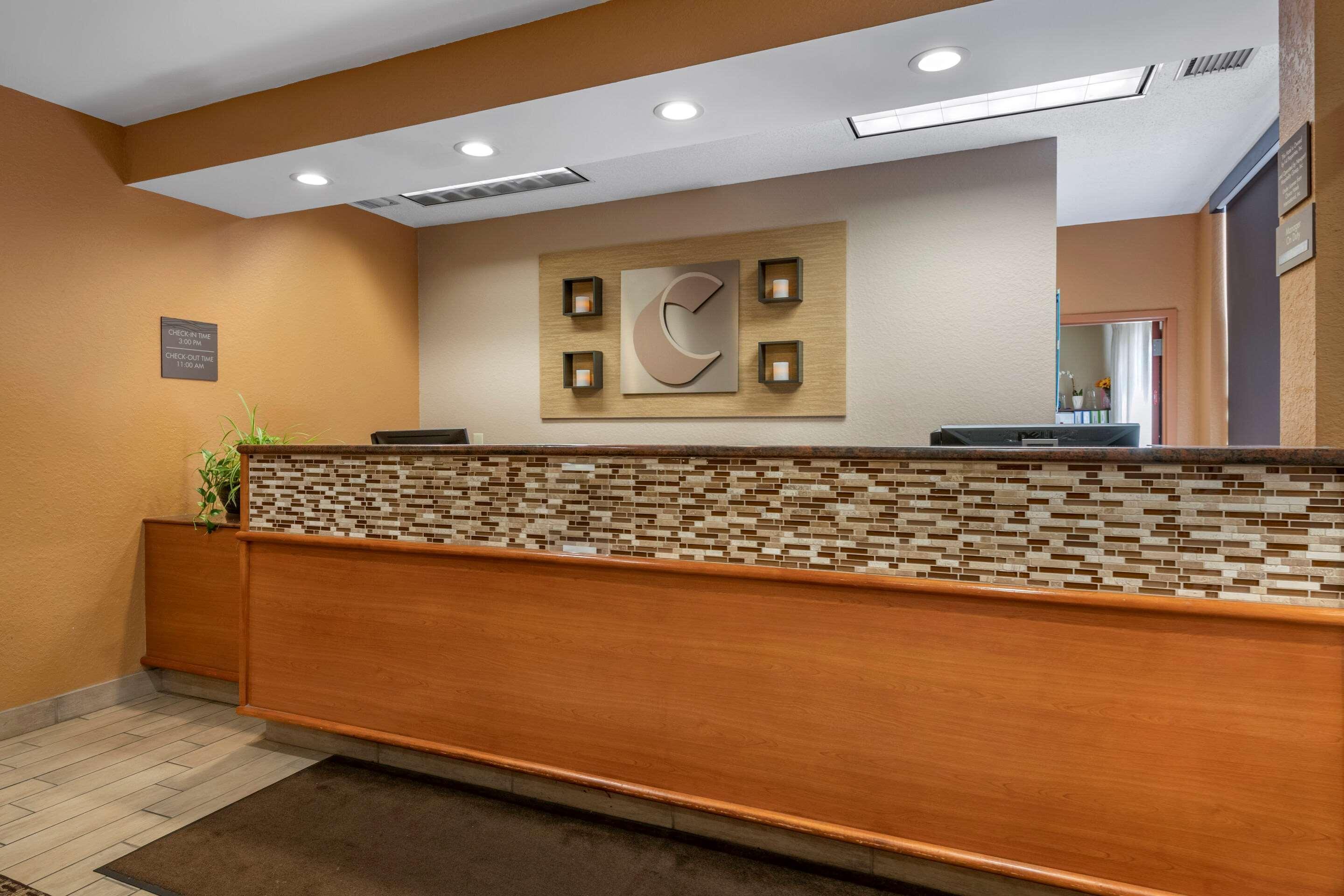 Comfort Inn & Suites Orlando North Сэнфорд Экстерьер фото